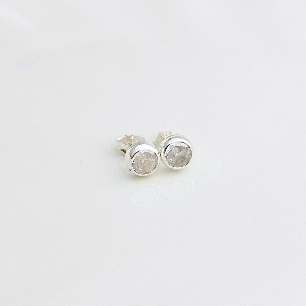 Aretes Circón Clásico - Plata 925