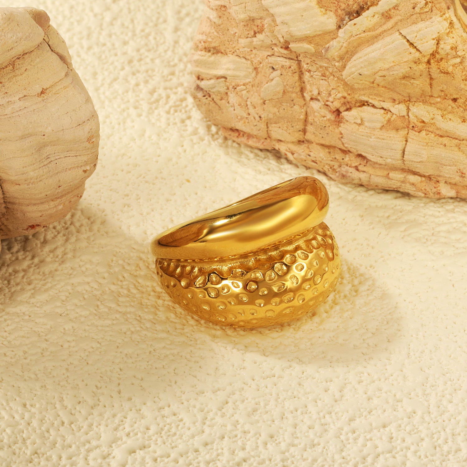 Anillo Bohemio Chunky Waterproof - Joya en acero inoxidable enchapado en oro 18k - D'Merys