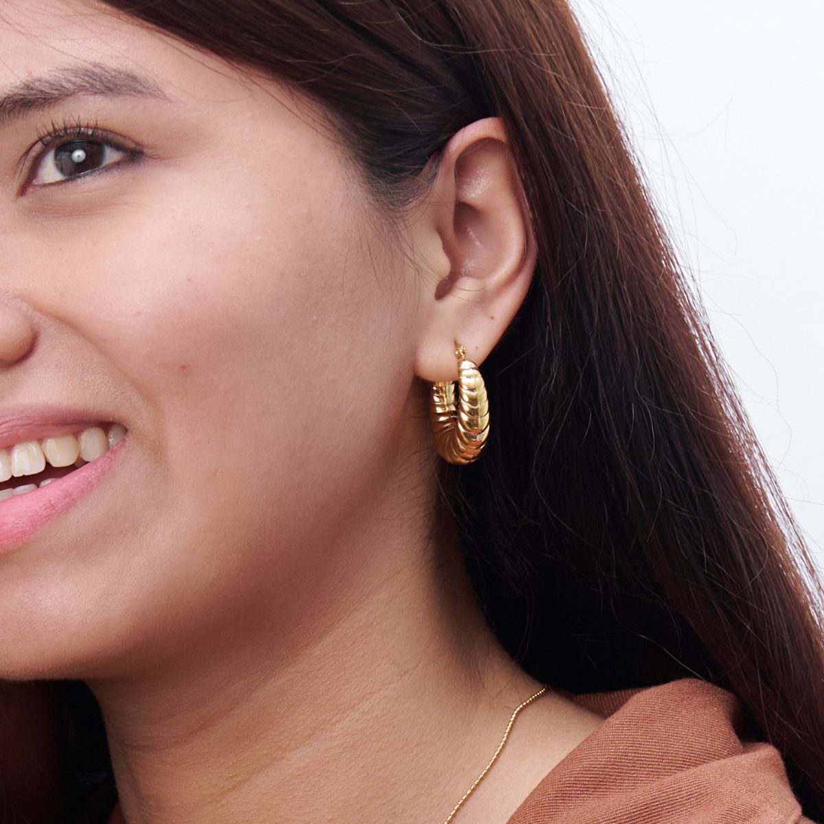 Aretes_Carola_Waterproof_2.jpg