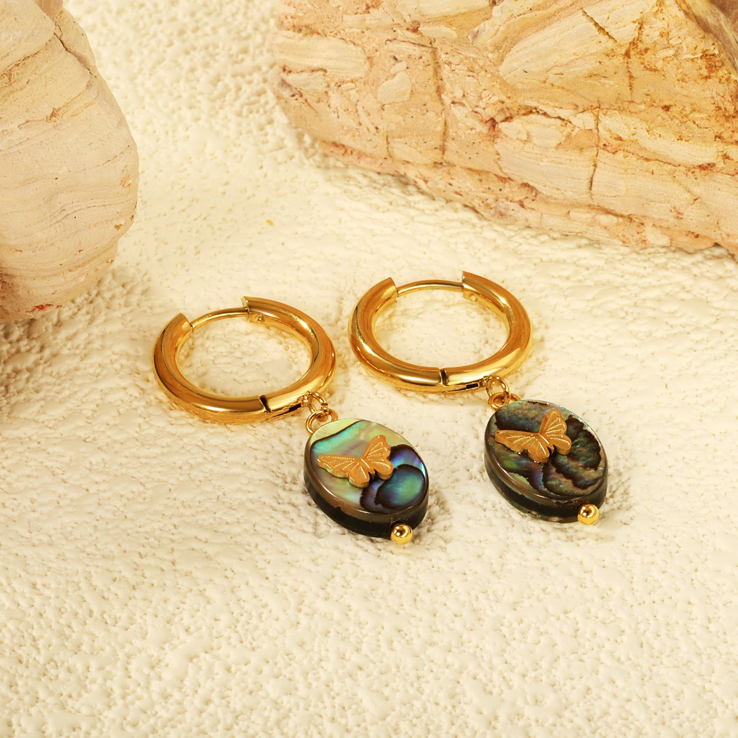 Aretes Mariposa Piedra Natural Waterproof - Joya en acero inoxidable enchapado en oro 18k - D'Merys