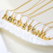 Collar Letra Bubble Waterproof - Joya en acero inoxidable enchapado en oro 18k - D'Merys